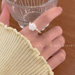 Flower Shape Finger Ring
